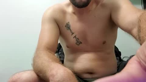 Snapshot of maxx916 chatting on 10/02/25, 08:32 Max online show from 10/02/25, 08:32