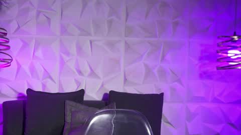 Snapshot of maxx_caprice chatting on 05/07/26, 11:04 gabby online show from 05/07/26, 11:04