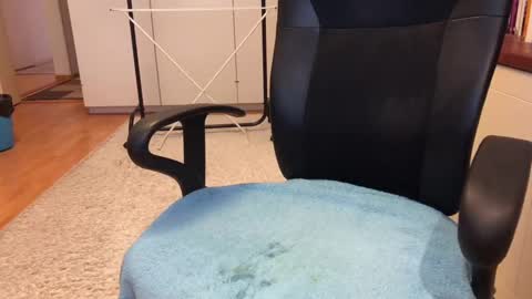 Max online show from 01/08/25, 12:47