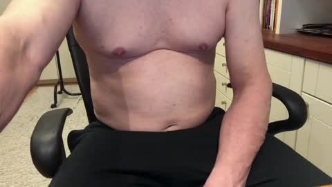 Max online show from 02/25/25, 04:14