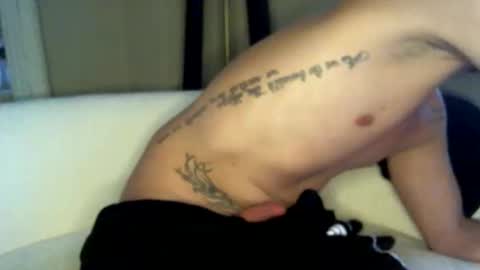 Snapshot of maxxcawke chatting on 11/30/25, 01:59 Maxx Cawke online show from 11/30/25, 01:59