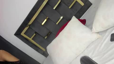 Valentina online show from 11/01/25, 04:03