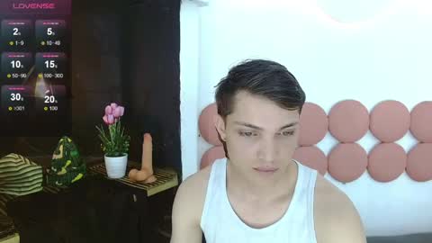 MaxxLouis online show from 05/21/26, 08:05