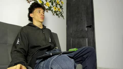 Max online show from 03/18/26, 04:15