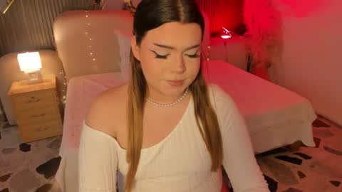 Maxine Minx online show from 03/03/26, 11:10