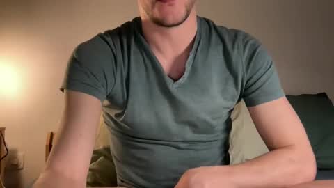 Snapshot of maxxxurbate chatting on 01/29/25, 12:22 MaxXxurbate online show from 01/29/25, 12:22