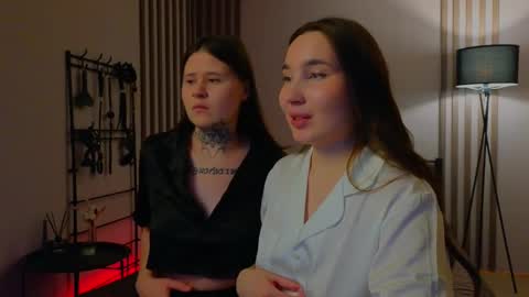 Snapshot of may_dani chatting on 03/02/25, 09:42 Dani and May online show from 03/02/25, 09:42