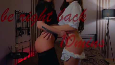 Snapshot of may_dani chatting on 03/09/25, 12:42 Dani and May online show from 03/09/25, 12:42