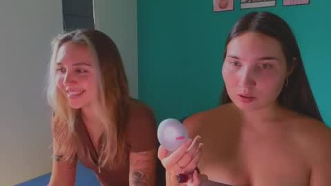 Dani and May online show from 05/04/26, 09:16