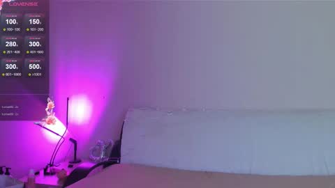 Snapshot of may_fl0wer chatting on 10/07/25, 10:34 May Flower online show from 10/07/25, 10:34