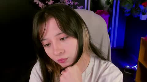 Snapshot of may_lings chatting on 07/16/26, 11:27 may_lings online show from 07/16/26, 11:27