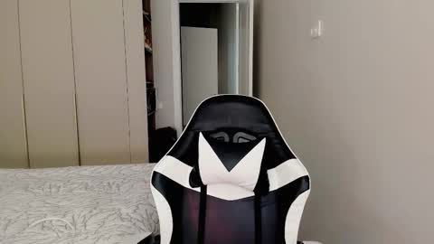 Mia online show from 02/24/26, 03:04