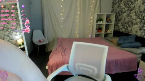 Leila online show from 04/08/26, 12:38