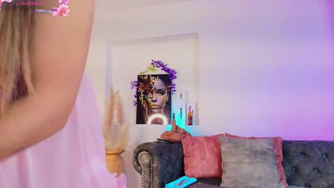 may_wood online show from 11/07/25, 11:43