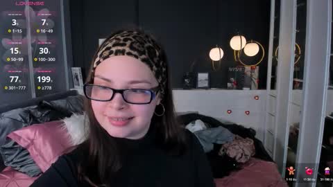 Snapshot of maya___muse chatting on 02/25/26, 02:05 Maya online show from 02/25/26, 02:05