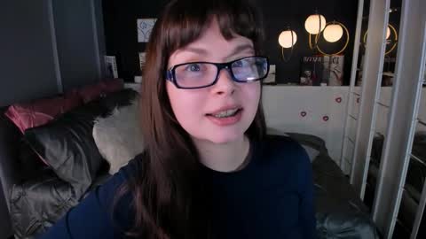 Snapshot of maya___muse chatting on 02/27/26, 03:01 Maya online show from 02/27/26, 03:01