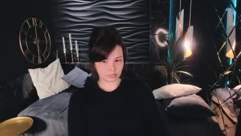 Maya online show from 07/05/26, 02:24