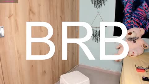 Snapshot of maya__fox chatting on 01/27/25, 03:15 OF mayitta19 online show from 01/27/25, 03:15