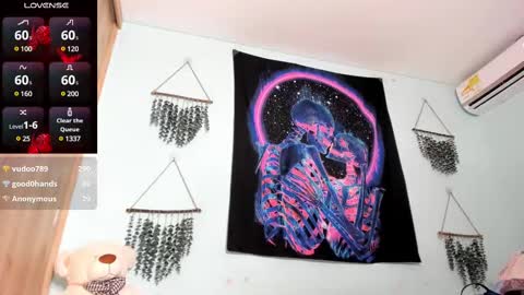 Snapshot of maya__fox chatting on 02/16/25, 01:14 OF mayitta19 online show from 02/16/25, 01:14