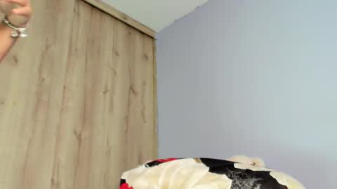 Snapshot of maya__fox chatting on 01/31/26, 09:35 OF mayitta19 online show from 01/31/26, 09:35