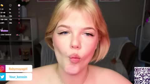 Snapshot of maya_blonde18 chatting on 03/02/25, 06:48 Maya online show from 03/02/25, 06:48