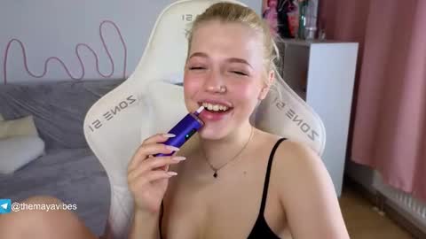 Maya online show from 03/02/26, 05:08