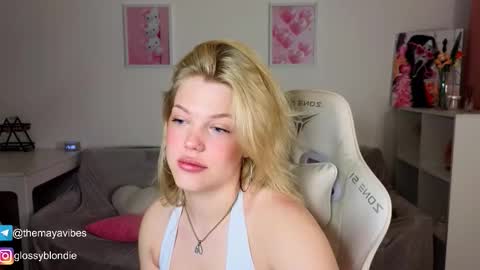 Maya online show from 03/23/26, 03:21