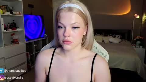 Maya online show from 04/05/26, 03:26