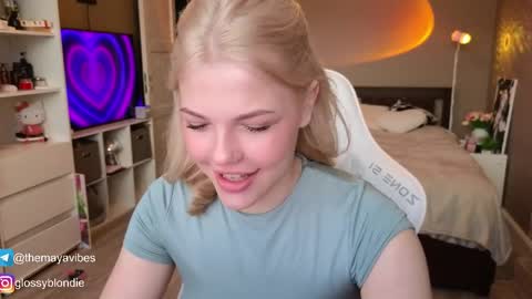 Maya online show from 04/08/26, 03:39