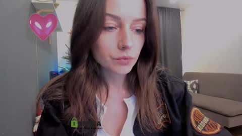 Maya online show from 01/16/26, 06:45