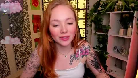 Snapshot of maya_light chatting on 03/12/25, 05:02 Maya online show from 03/12/25, 05:02