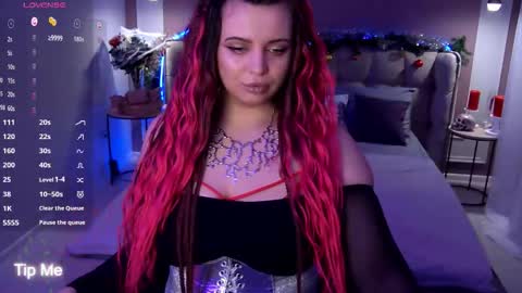 Maya Mils online show from 12/22/25, 01:02