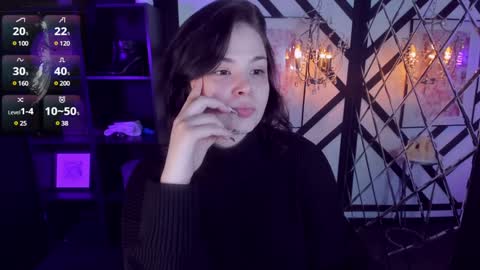 Woman online show from 01/08/25, 01:31