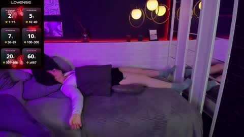 Woman online show from 01/26/25, 09:08