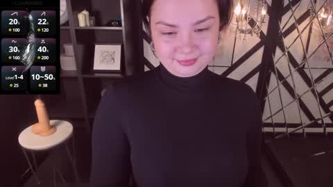 Woman online show from 01/28/25, 05:03