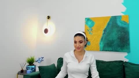 Maya online show from 01/21/25, 10:08