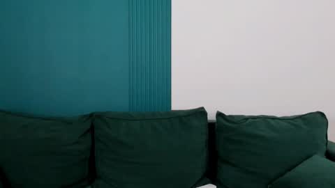 Maya online show from 02/15/25, 06:01