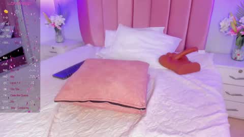 Maya online show from 02/23/25, 12:37