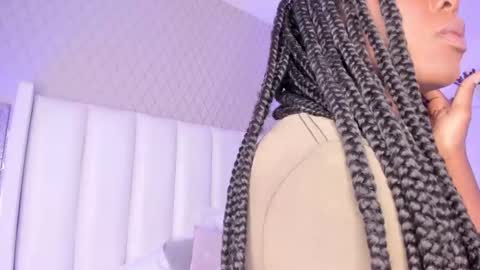 Maya online show from 03/01/25, 04:15