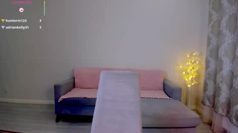 Snapshot of mayamei chatting on 02/14/26, 02:03 Mia online show from 02/14/26, 02:03