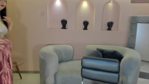 Maya online show from 01/06/26, 03:54