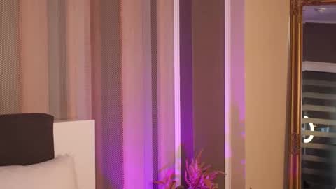 Maya online show from 11/01/25, 05:53