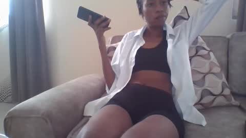 mayan online show from 09/20/25, 12:17