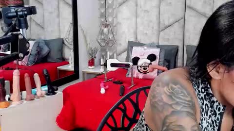 Nicolle Ruselle   Hello my lovely  schedule for great fun from  630 am and end 800 pm Colombian time I wait for you online show from 11/24/25, 04:29