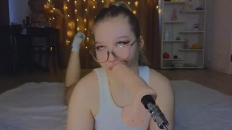 Snapshot of mayaster chatting on 03/02/25, 05:23 Maya online show from 03/02/25, 05:23