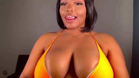 MayBabi online show from 12/01/24, 04:29