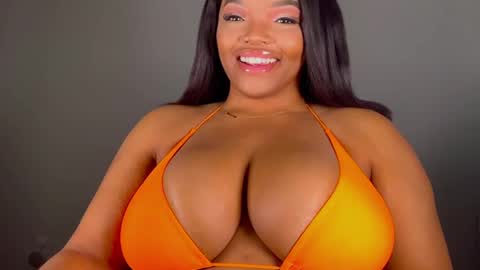 MayBabi online show from 01/31/25, 11:46