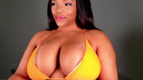 MayBabi online show from 02/08/25, 11:44