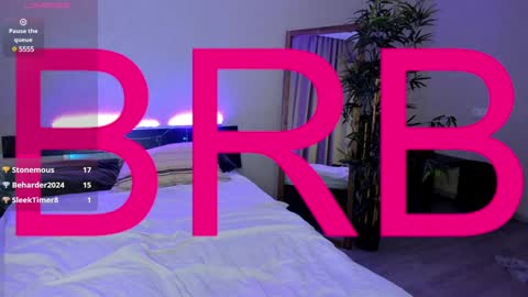 Snapshot of maybe_mia chatting on 01/12/25, 11:07 Mia GMT2 Mon 3-9 AM Tue 3-9 AM Wed 3-9 AMThur 10 AM - 4 PM Fri 3-9 AM Sat 3-9 AM Sun 3-9 AM. online show from 01/12/25, 11:07