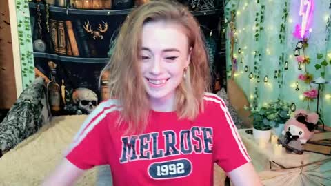 maybe_yours333 online show from 05/11/26, 02:34